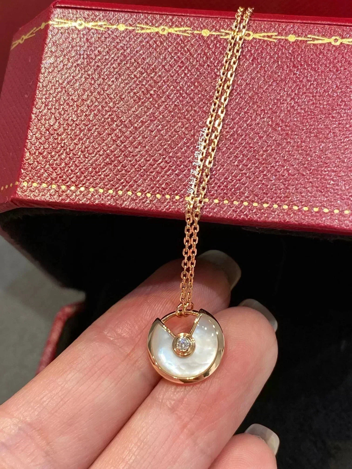 [Marin-Jewelry]COLLIER AMULETTE Nacre Dorée Marin-Jewelry