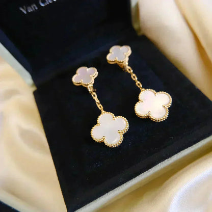 [Marin-Jewelry]CLOVER 2 MOTIF WHITE MOP EARRINGS