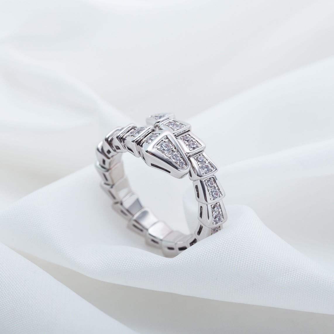 [⭐Marins]SERPENTI RING SILVER DIAMOND PAVED 4MM
