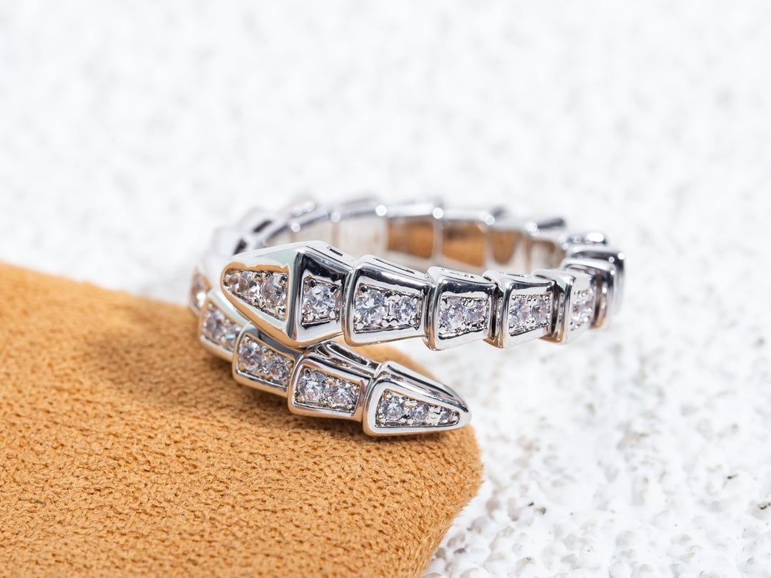 [⭐Marins]SERPENTI RING SILVER DIAMOND PAVED 4MM