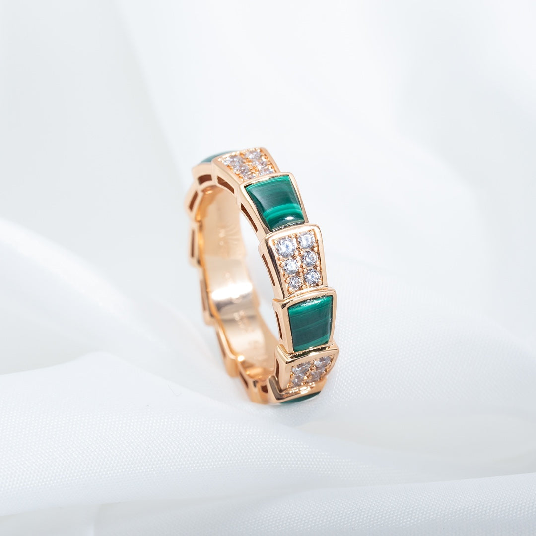 [⭐Marins]SERPENTI RING PINK GOLD MALACHITE DIAMOND PAVED 4MM