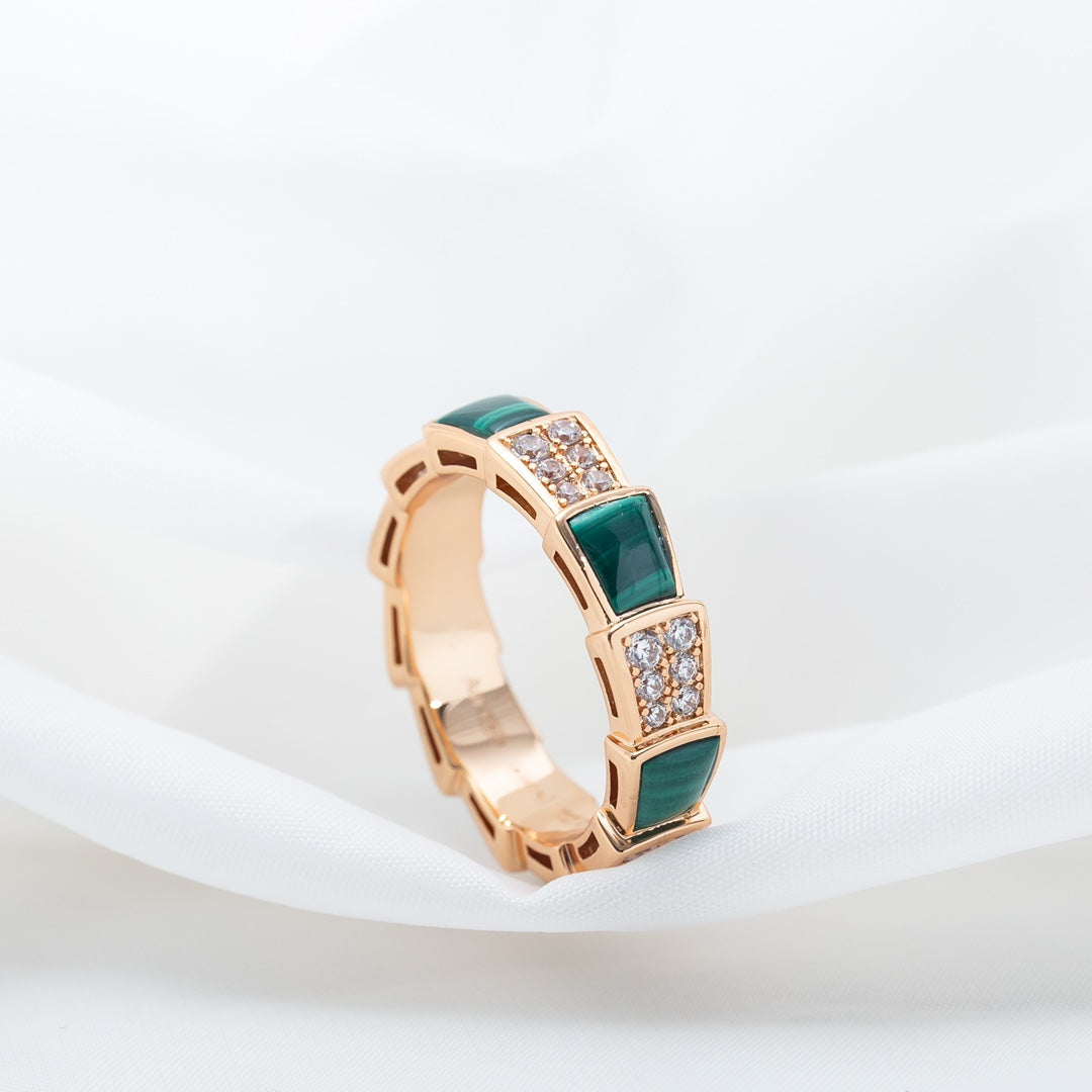 [⭐Marins]SERPENTI RING PINK GOLD MALACHITE DIAMOND PAVED 4MM