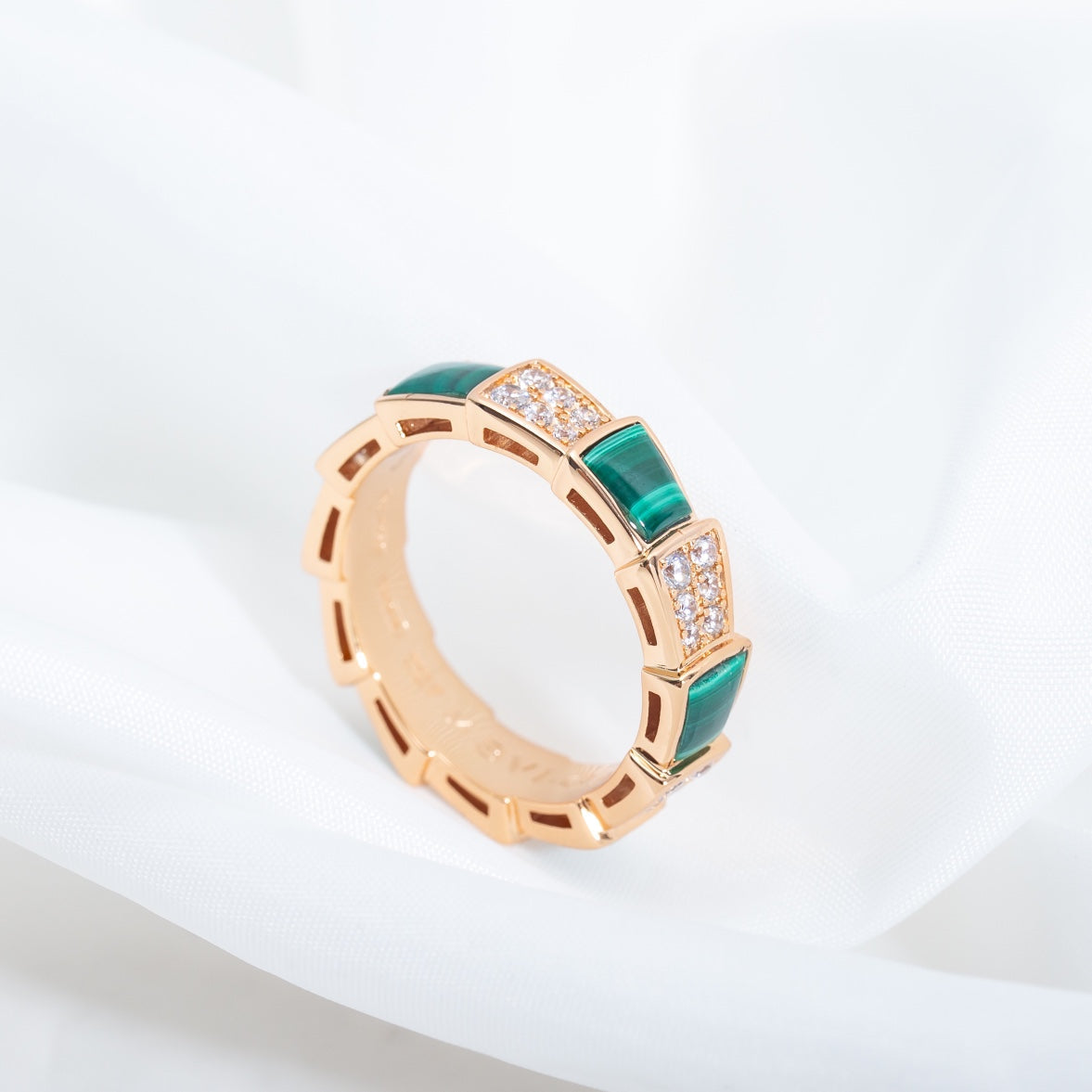 [⭐Marins]SERPENTI RING PINK GOLD MALACHITE DIAMOND PAVED 4MM