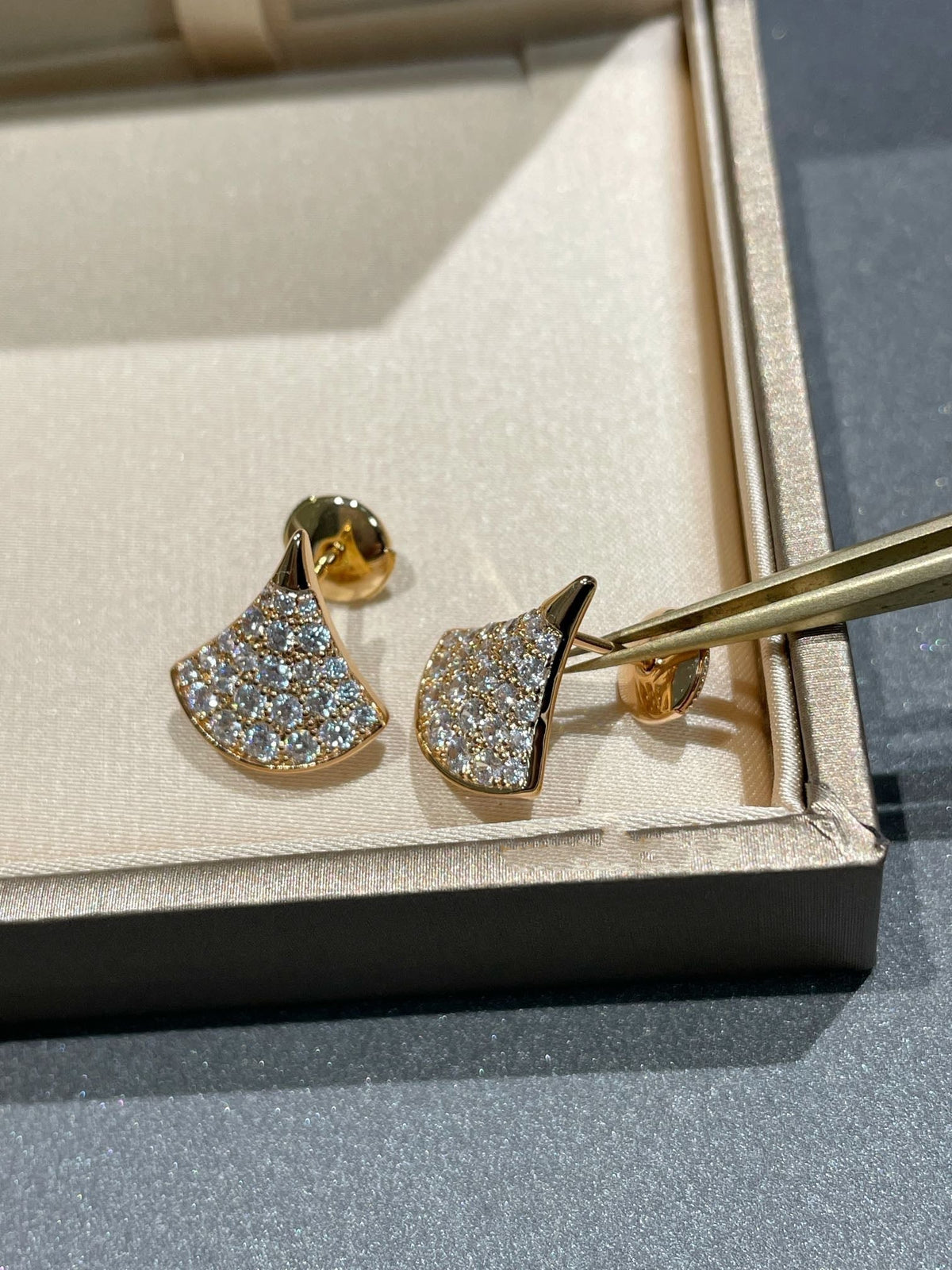 [⭐Marins]DREAM STUD EARRINGS DIAMOND