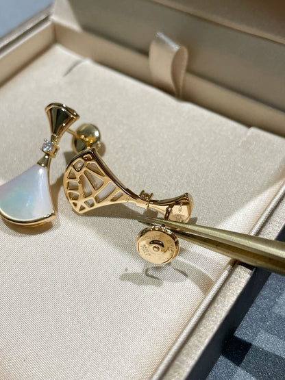 [⭐Marins]DREAM MOP 1 DIAMOND EARRINGS