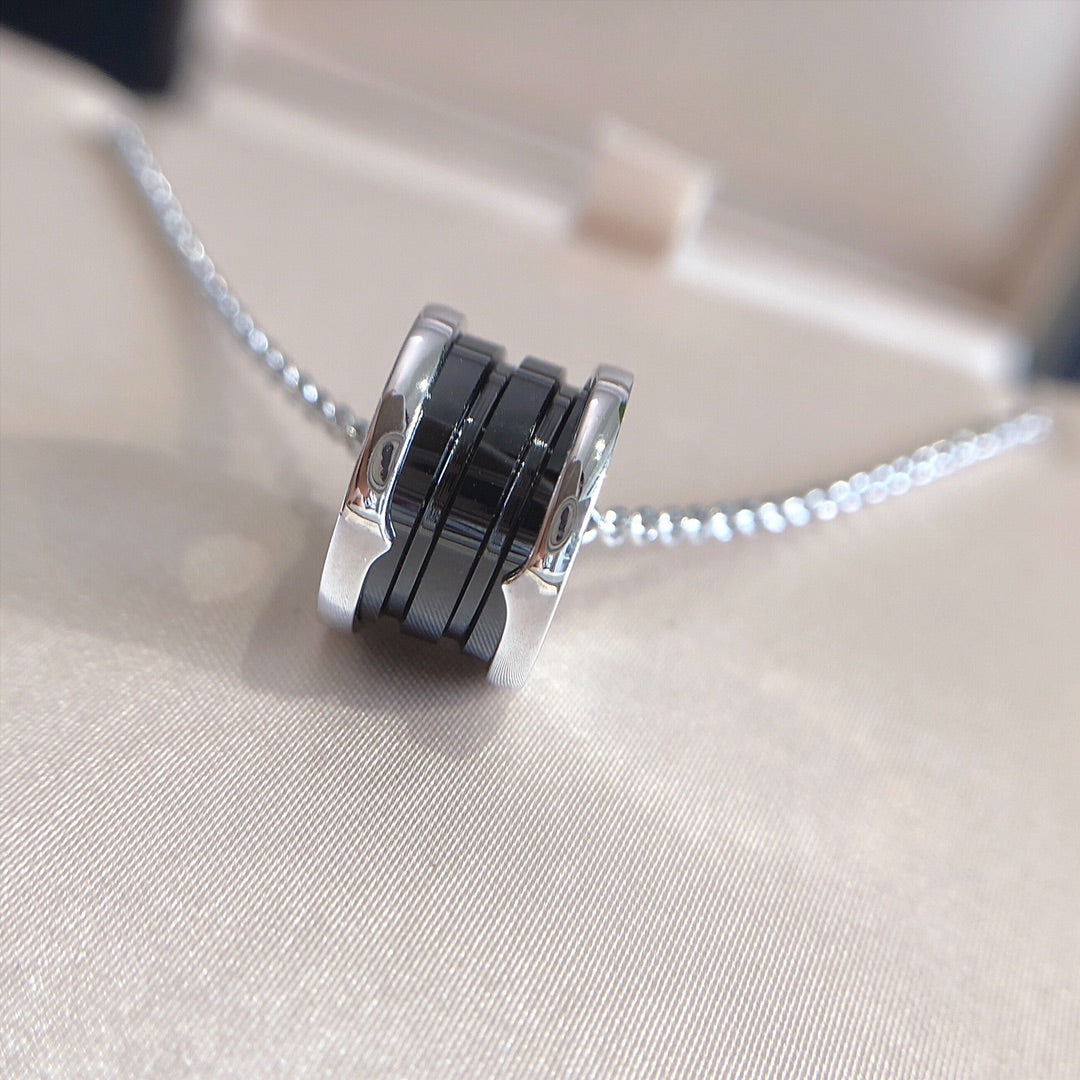 [⭐Marins]ZERO 1 BLACK CERAMIC SILVER NECKLACE
