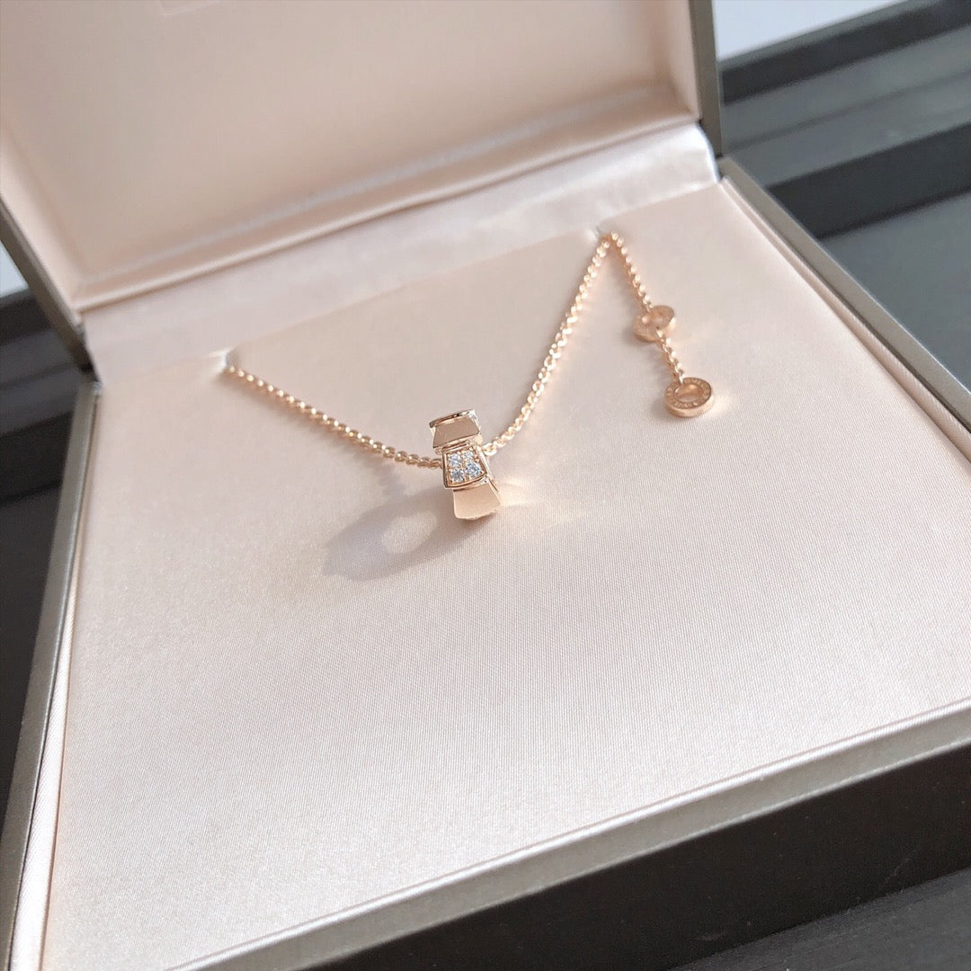[⭐Marins]SERPENTI PEDANT DIAMOND PINK GOLD NECKLACE