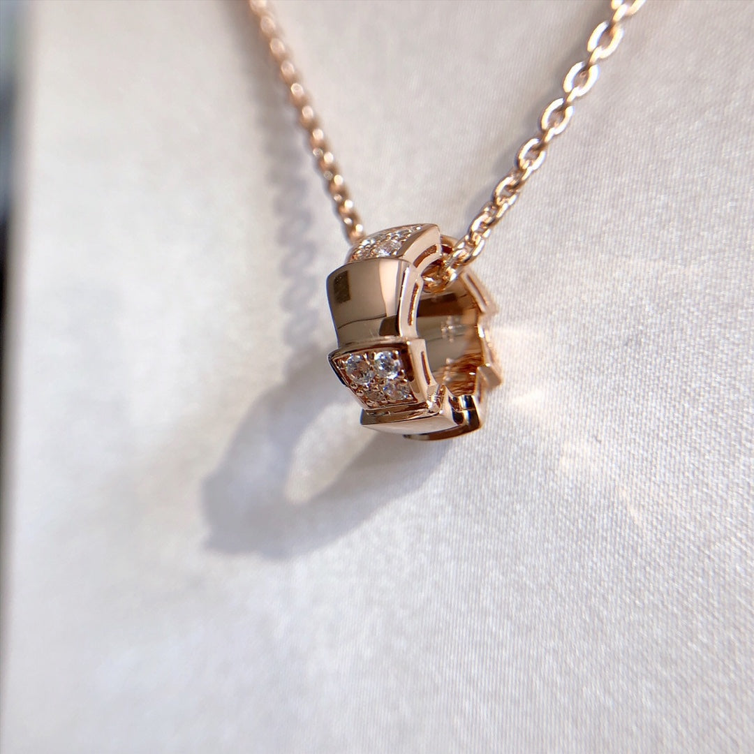 [⭐Marins]SERPENTI PEDANT DIAMOND PINK GOLD NECKLACE