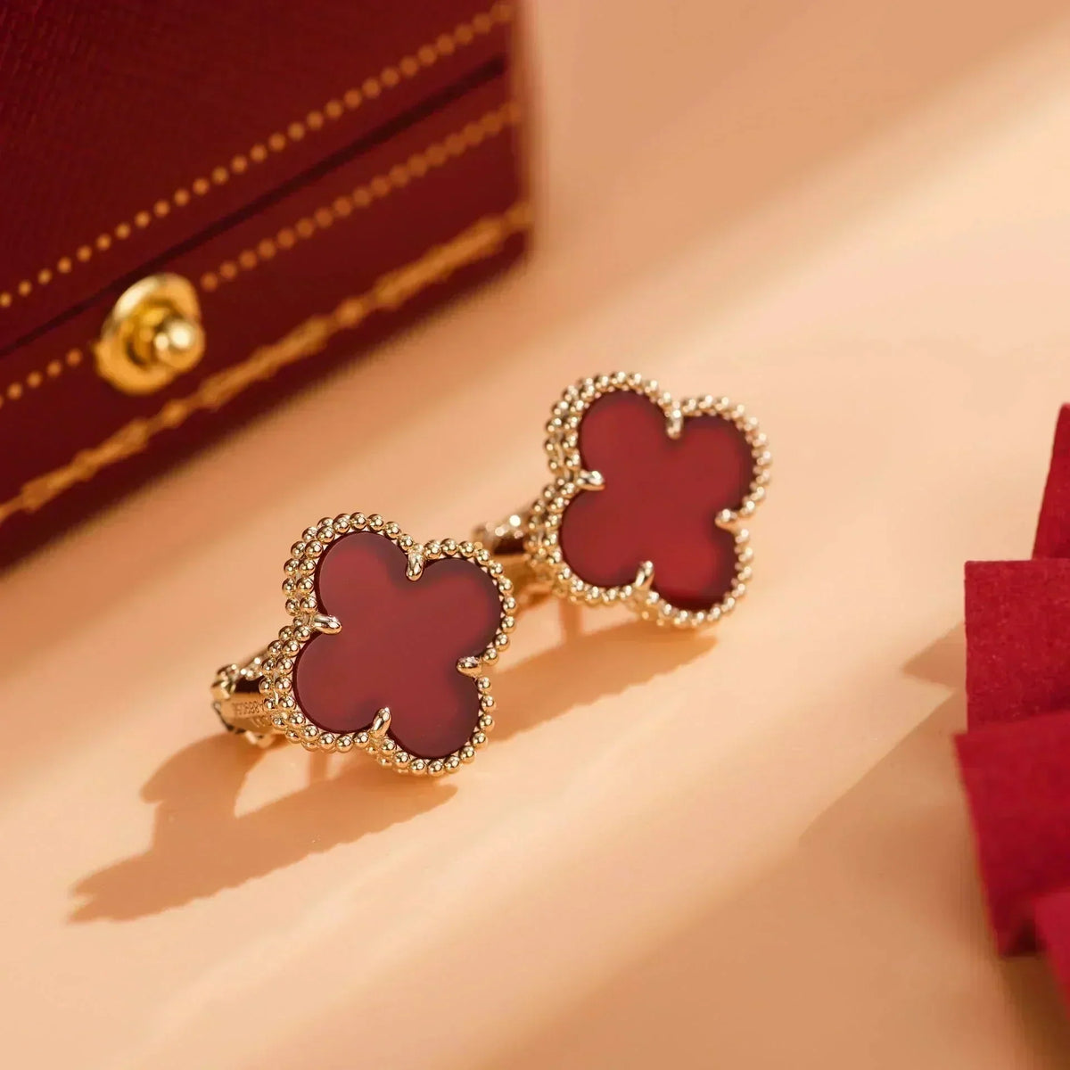 [Marin-Jewelry]CLOVER MEDIUM 1 MOTIFS CARNELIAN  EARRINGS