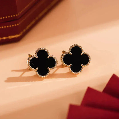 [Marin-Jewelry]CLOVER MEDIUM 1 MOTIFS  ONYX STUD EARRINGS