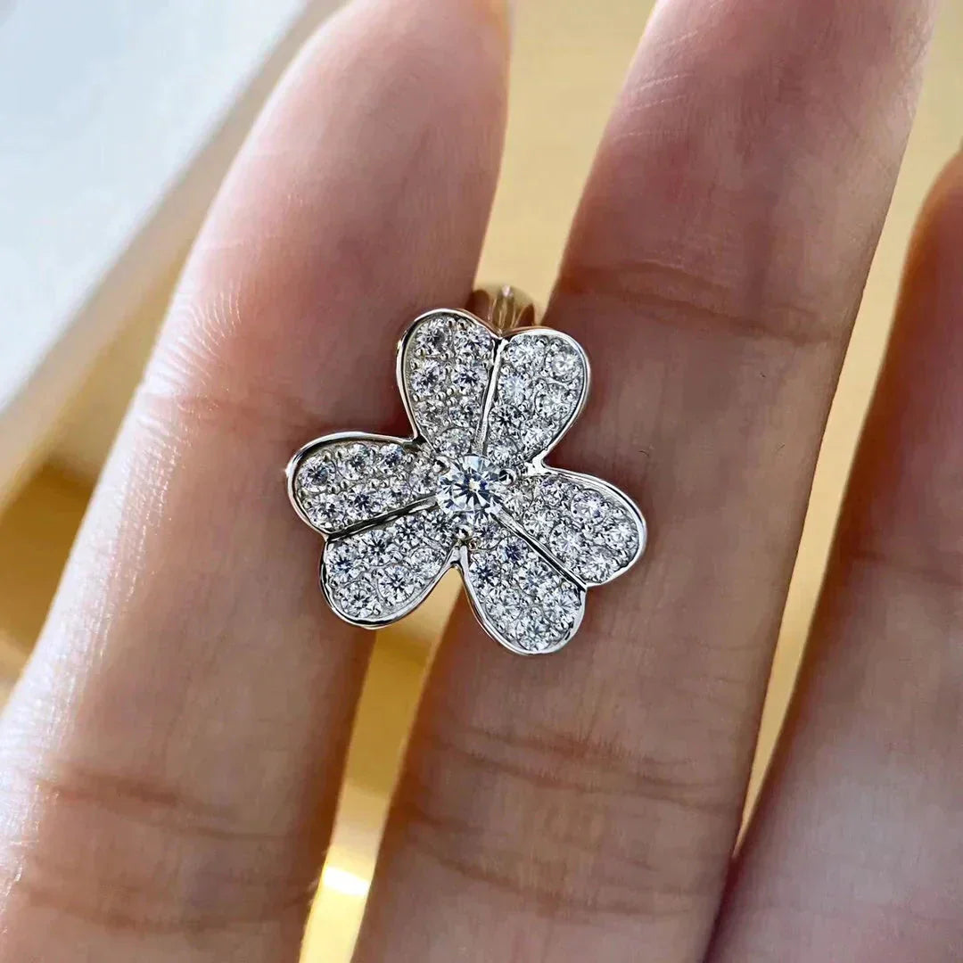[Marin-Jewelry]CLOVER COMOS DIAMOND EARRINGS SILVER