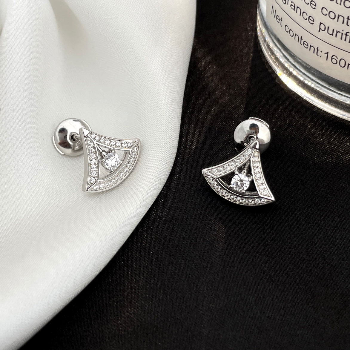 [⭐Marins]DREAM MINI DIAMOND STUD EARRINGS