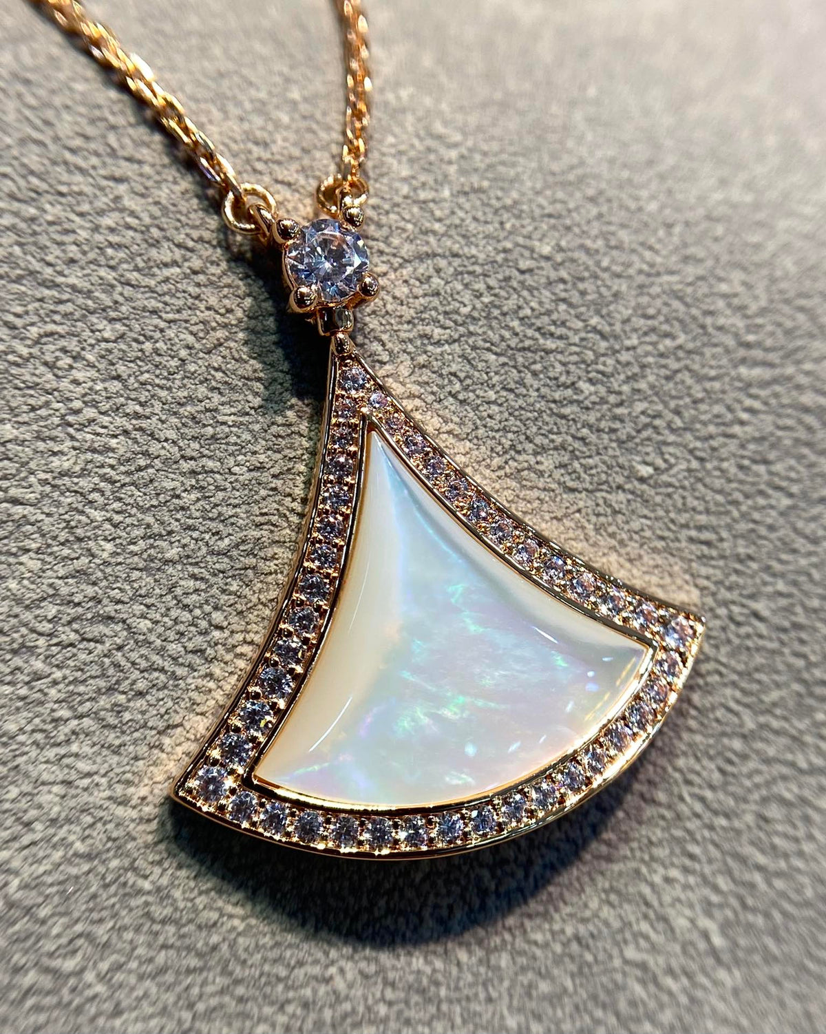 [⭐Marins]DREAM MOP DIAMOND PAVED PINK GOLD NECKLACE