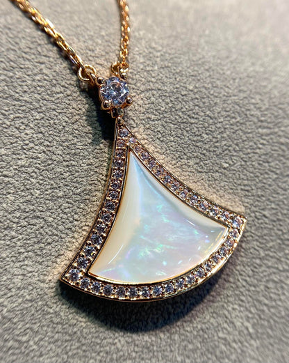 [⭐Marins]DREAM MOP DIAMOND PAVED PINK GOLD NECKLACE