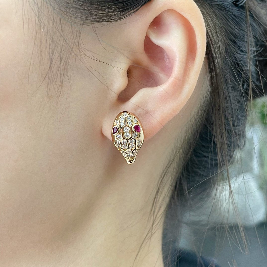 [⭐Marins]SERPENT DIAMOND STUD EARRINGS