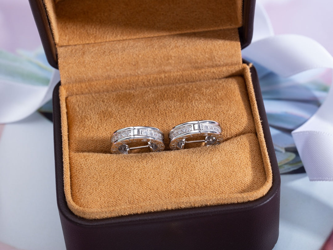 [⭐Marins]ZERO 1 MINI SILVER DIAMOND EARRINGS