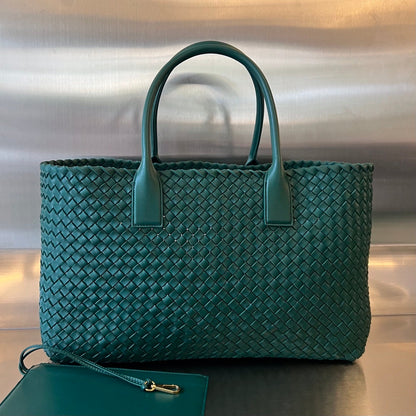 LARGE CABAT 51 IN KAITOKE GREEN LAMBSKIN