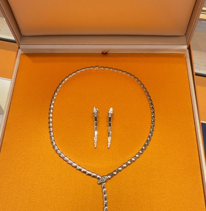 [⭐Marins]NEW！SERPENT DIAMOND NECKLACE