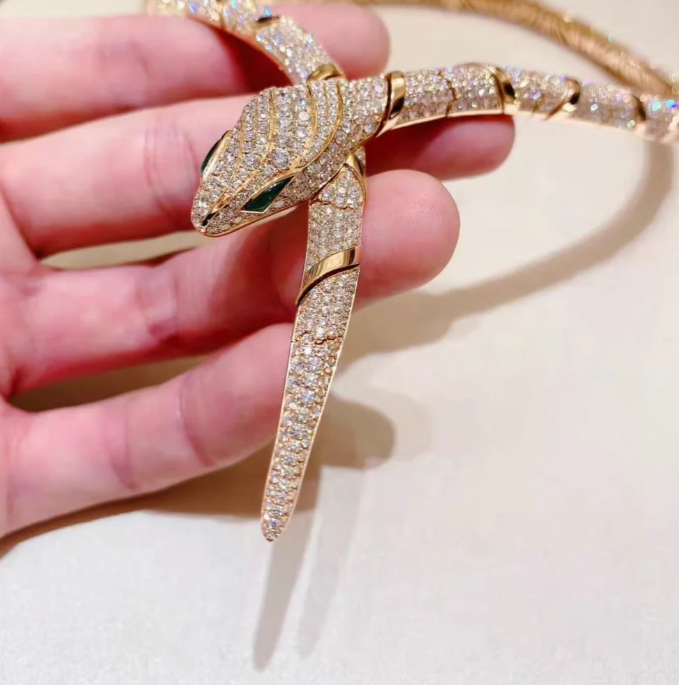 [⭐Marins]HAUTE COUTURE GOLD SERPENTI NECKLACE