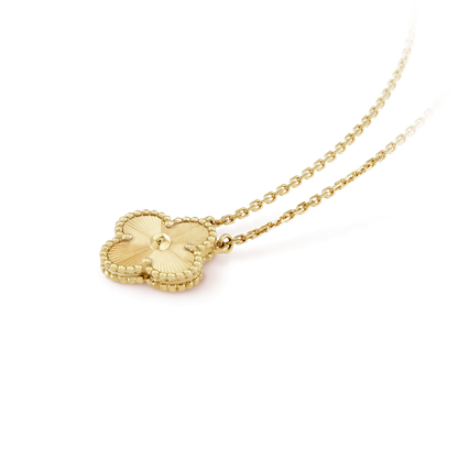 [Marin-Jewelry]CLOVER 15MM LASER NECKLACE