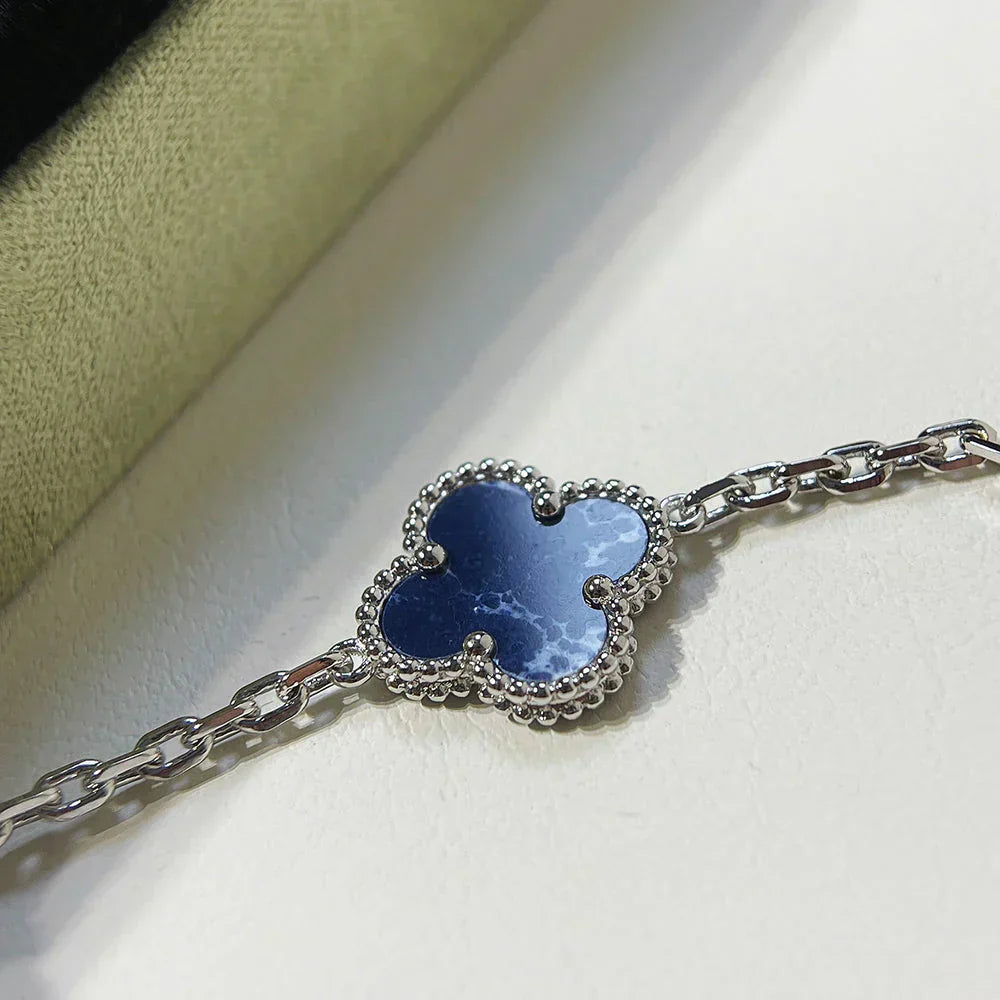 [Marin-Jewelry]COLLECTION BRACELET 5 MOTIFS EN PIETERSITE TRÈFLE