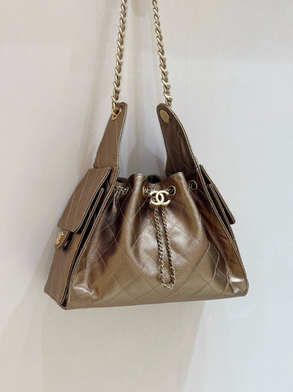 CHANEL 25 MEDIUM HANDBAG IN GOLDEN BROWN CALFSKIN WITH GOLD HARDWARE