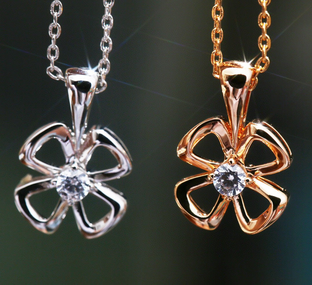 [⭐Marins]FIOREVER NECKLACE DIAMOND CENTER