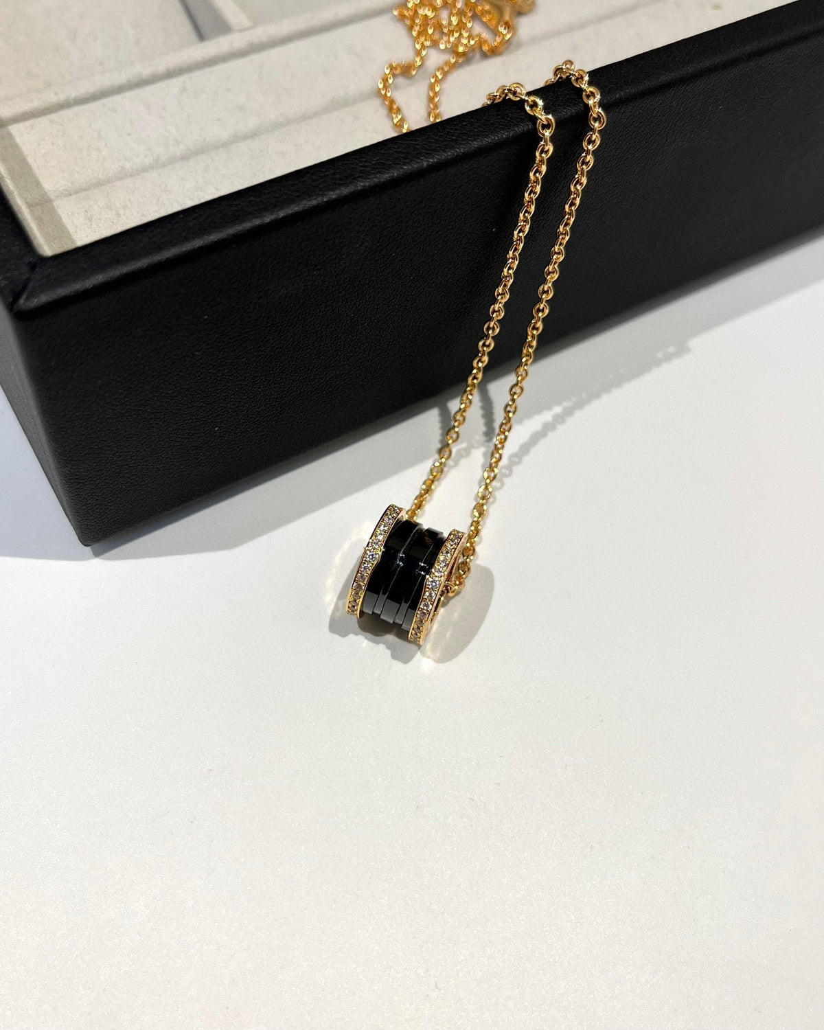 [⭐Marins]ZERO 1 BLACK CERAMIC DIAMOND PINK GOLD NECKLACE